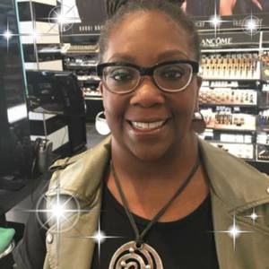 Meet your Posher, Cindy